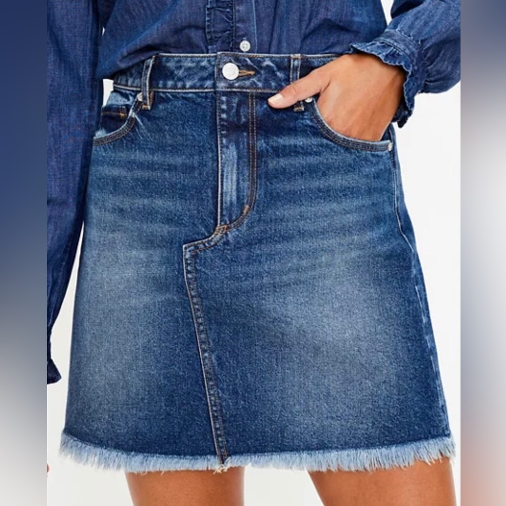 NWOT Loft Denim Frayed Skirt